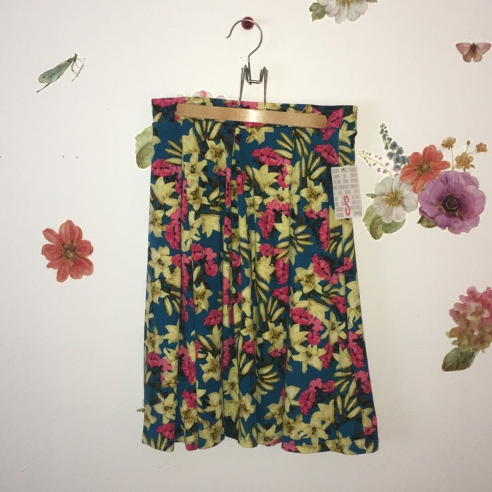 Lularoe Madison skirt sz. S